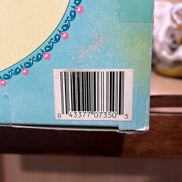 BNIB Vintage 1996 Baby So Beautiful original doll - Picture 7 of 7